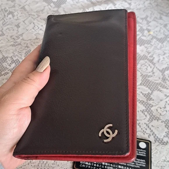 Authentic Vintage Chanel Wallet Checkbook France - Picture 8 of 8